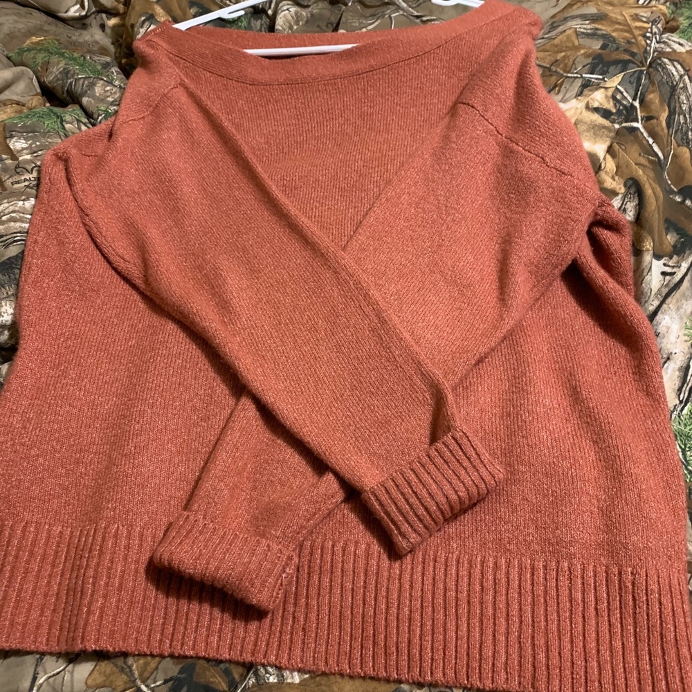 Buckle black sweater with tank top for underneath